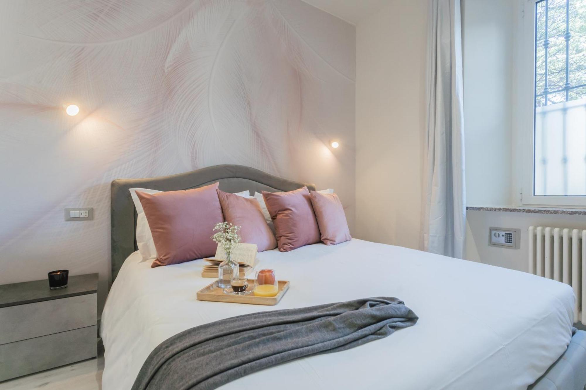Cernobbio Dream Suites By Rent All Como Exterior photo