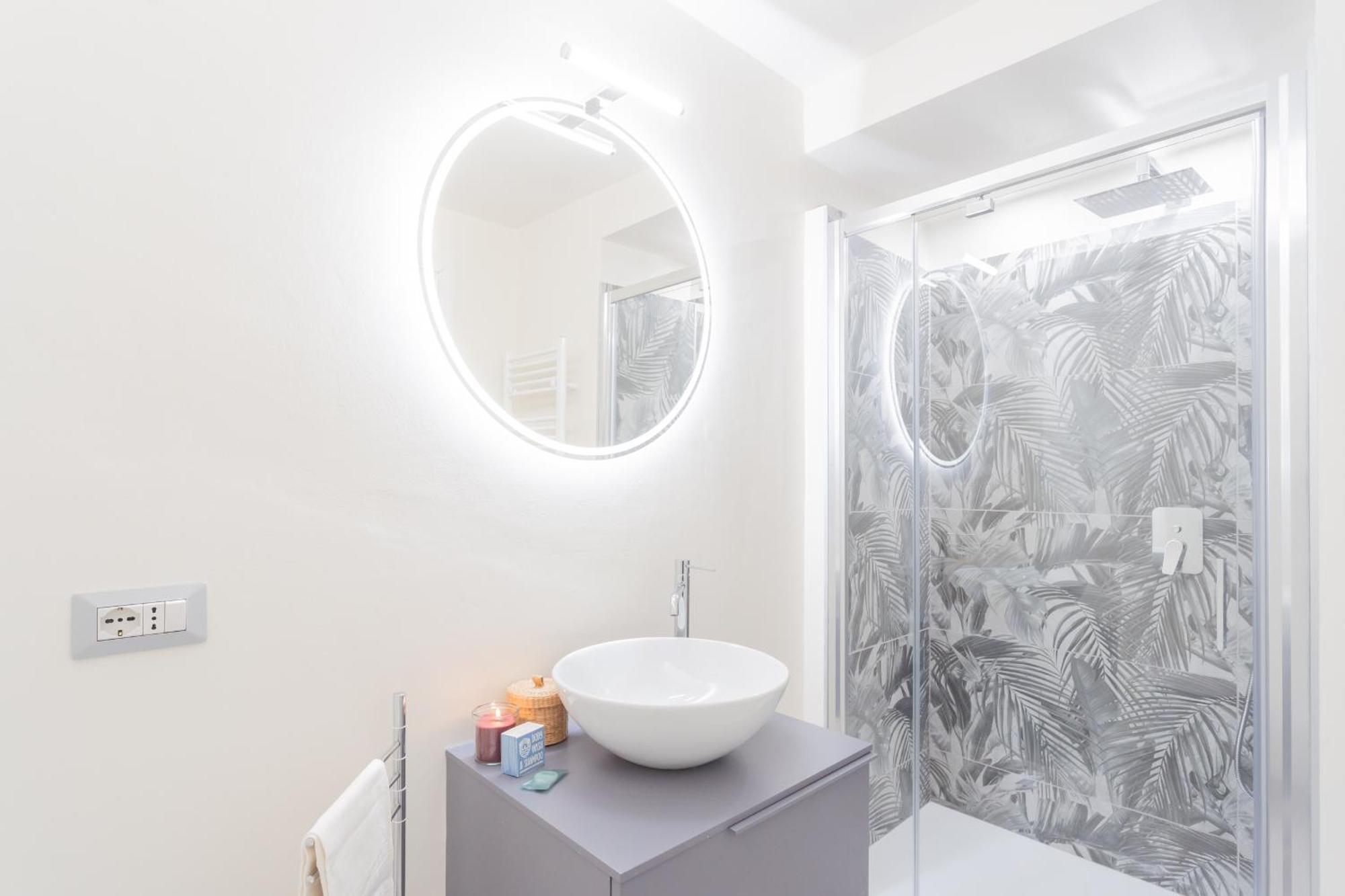 Cernobbio Dream Suites By Rent All Como Exterior photo